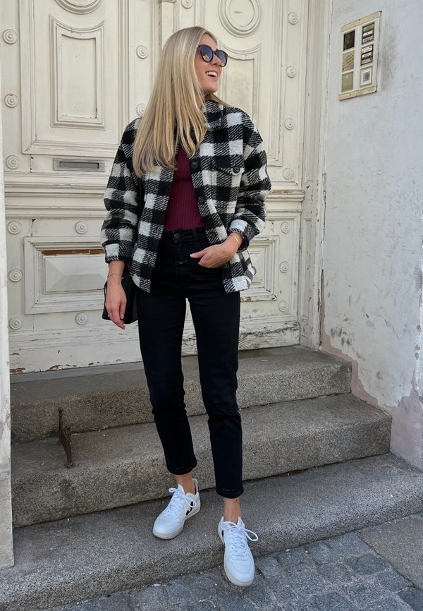 bitsandbobsbyeva