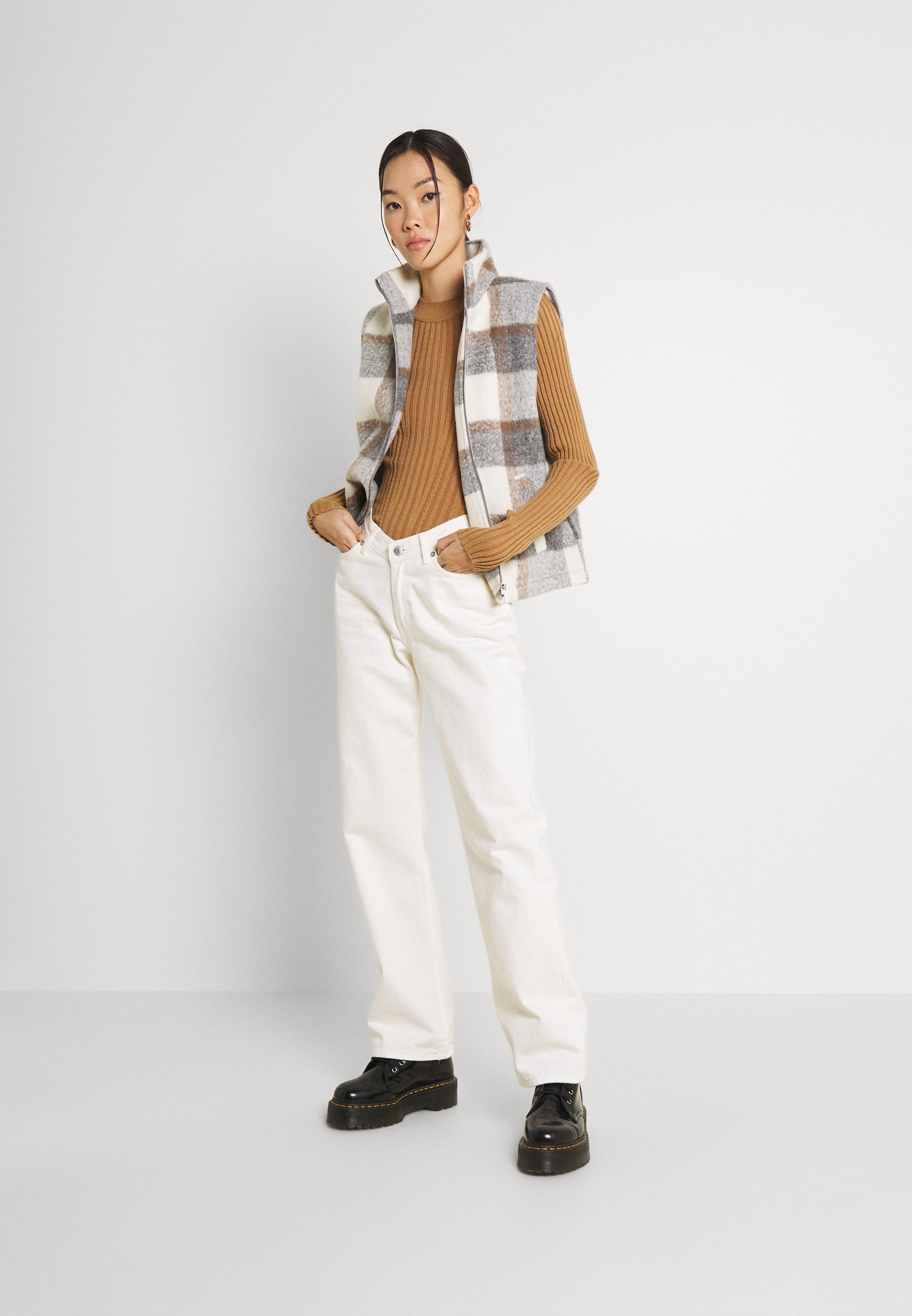 zalando jadon dr martens