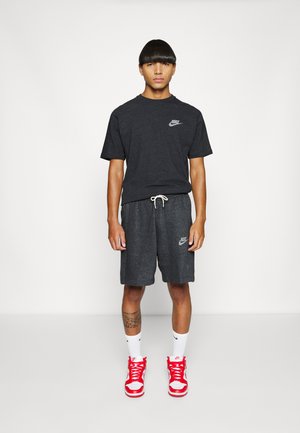 REVIVAL - Shorts - black/white