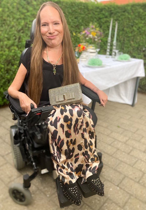 justawheelchairgirl