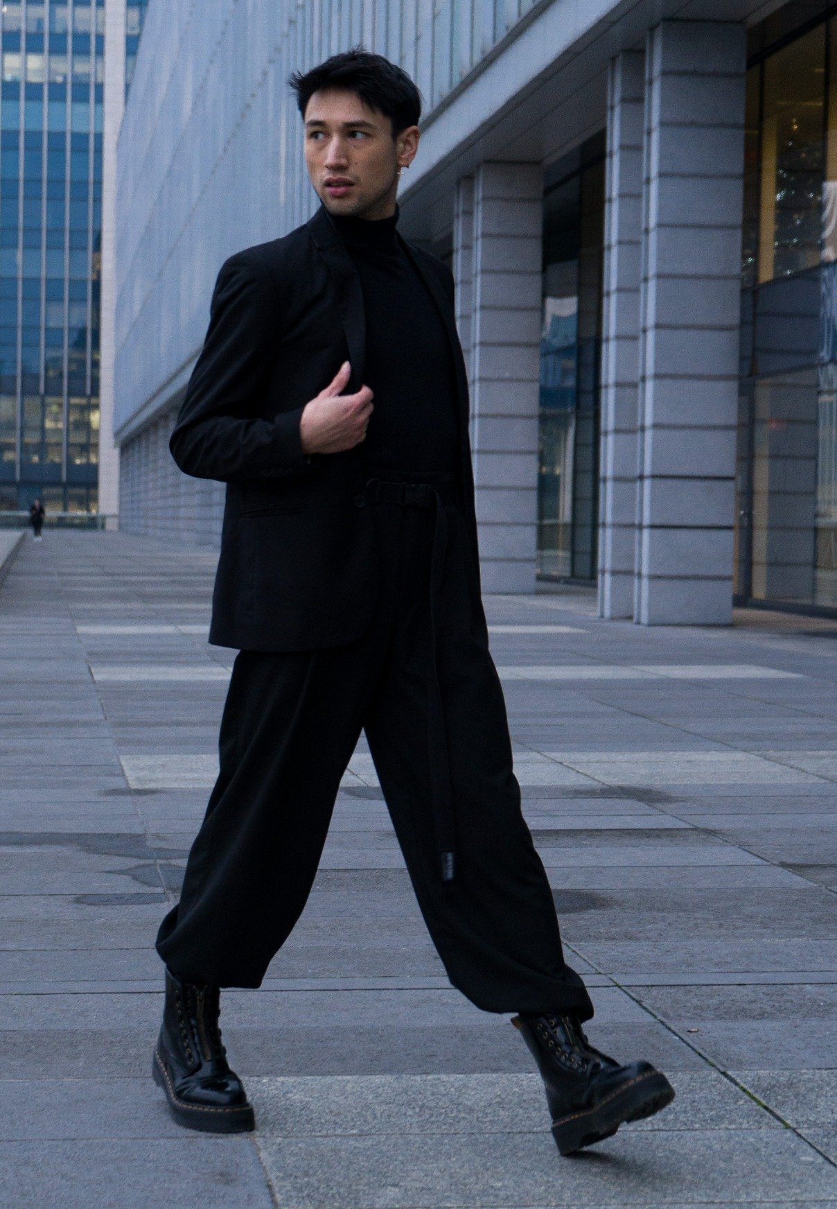 anfibi dr martens saldi