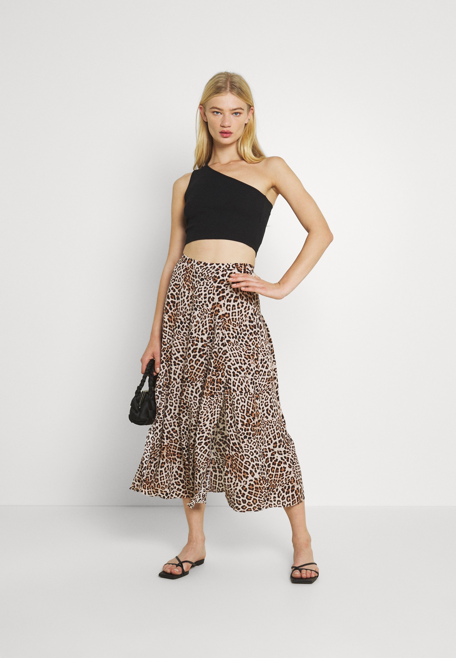 leopard skirt forever new