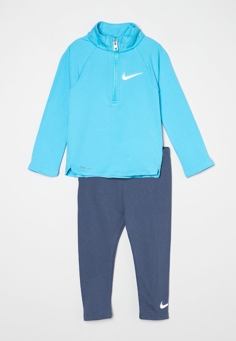 Nike Sportswear Sport T-shirt blauw Nike Sportswear Sport T-shirt blauw