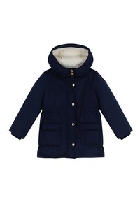 Parka isolata blu navy con cappuccio foderato in pelliccia sintetica, due tasche anteriori e bottoni dorati, caratterizzata da elastico in vita per un look aderente.