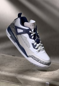 Jordan - JORDAN SPIZIKE - Treniņu apavi - white/midnight navy/neutral grey/anthracite/wolf grey Miniatūras attēls 1