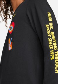 Nike Sportswear LIFESTYLE  - Langærmet T-shirt - schwarz