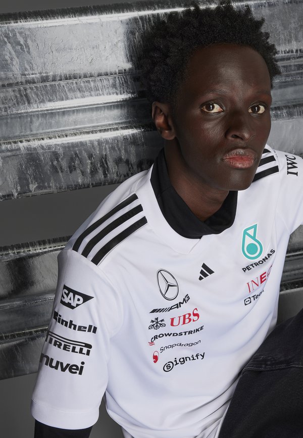 MERCEDES - AMG PETRONAS FORMULA ONE TEAM DRIVER WHITE MEN - Print T-shirt2