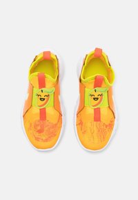 Nike Performance Zapatillas running asfalto - orange