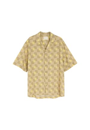 Krótki rękaw, koszula z guzikami w jasnobrązowym kolorze z żółtym wzorem słońca na kratkowanym tle, wykonana z lekkiego materiału.