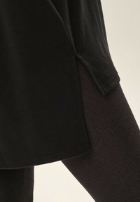 ESOTIQ JOYLAND szary