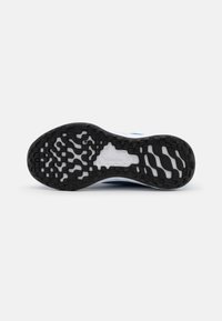 Nike Performance NIKE REVOLUTION 6 (PSV) - Sapatos para corrida em estrada - game royal/white/black