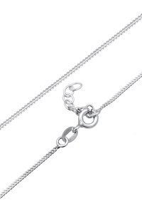 Silverkedja med ett fint länkdesign, utrustad med en kräftsklippare och en justerbar förlängningskedja för längdvariation.