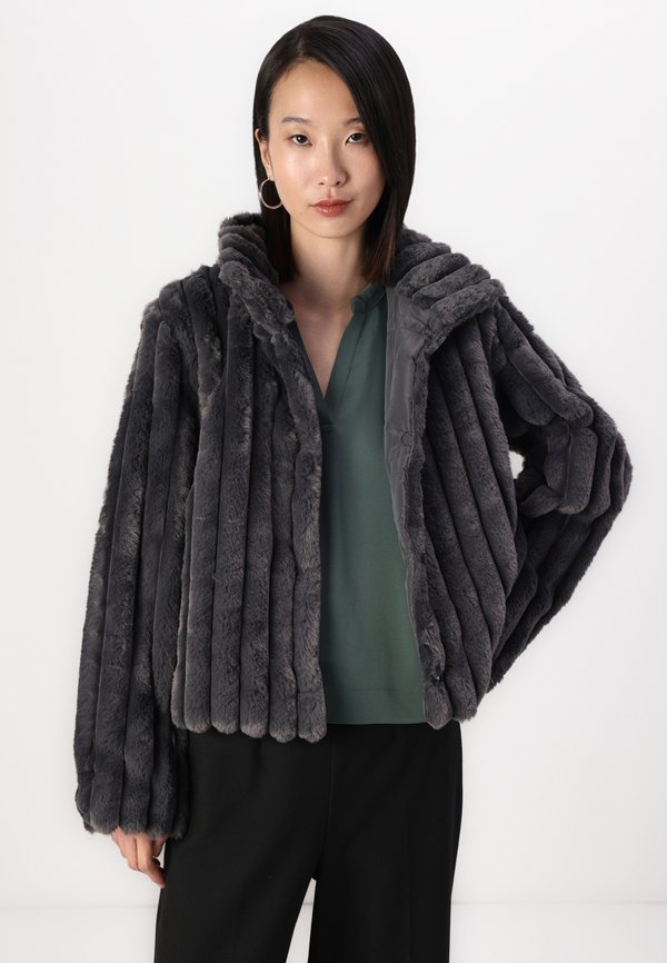 FINTA - Winter jacket - forged iron2