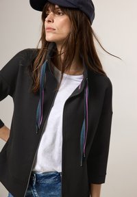 Cecil MIT SCHALKRAGEN - Sudadera con cremallera - schwarz