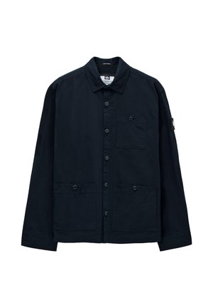 Marineblaue Baumwolljacke mit durchgehender Knopfleiste, Punktkragen, einer Brusttasche und zwei aufgesetzten Fronttaschen. Mit langen Ärmeln.