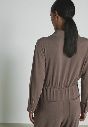 Reiss, Jumpsuit - dark mink
