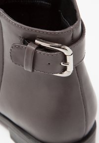 Anna Field Botines bajos - grey