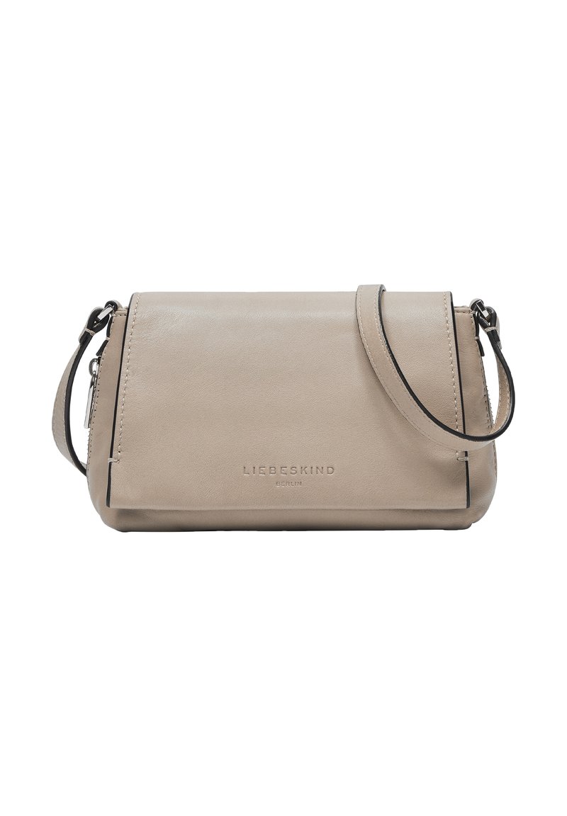 Borsa a tracolla in pelle beige con design a piegatura, tracolla rimovibile, logo impresso e dettagli di cucitura minimalisti.