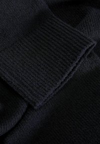 JJXX MIT RUNDHALS DAISY - Maglione - black