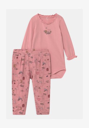 NBFSOLAJMA SET - Tygbyxor - blush