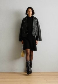 Alma en Pena Botas camperas - black