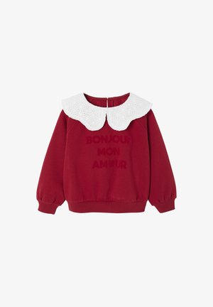 Roter Sweatshirt mit weißem gesticktem Kragen. Der Text auf der Vorderseite lautet "BONJOUR MON AMOUR." Er hat gerippte Bündchen und einen gerippten Saum.