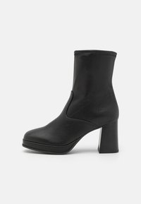 Valitud, black