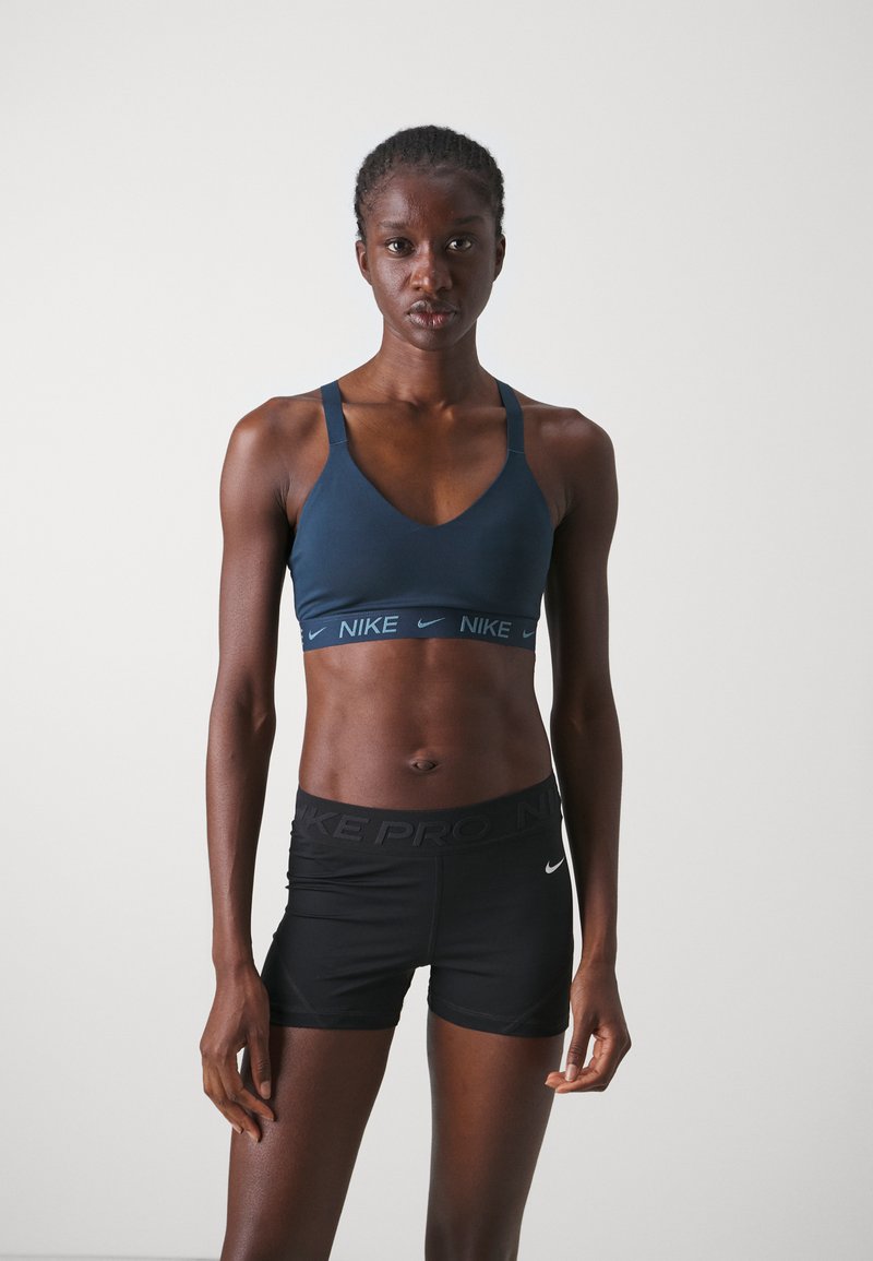 Nike Performance INDY BRA - Vidutiniškai krūtinę prilaikanti sportinė liemenėlė - armory navy