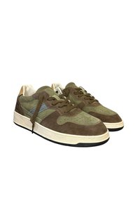 D.A.T.E. Sneakers - verde