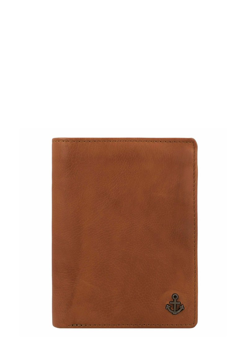 Portafoglio in pelle marrone con finitura texture, bordi cuciti e un piccolo logo ancorato nell'angolo in basso a destra. Design bifold classico.