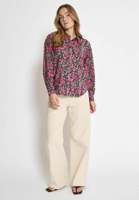Desires OTHILDE - Blusa - lush meadow green stripe