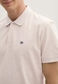 TOM TAILOR BASIC  - Pikeepaita - light sand melange
