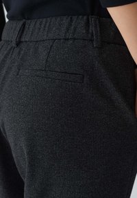 OPUS MELINA REMIX - Chino - black
