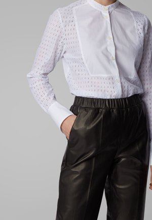 Button-down blouse - white