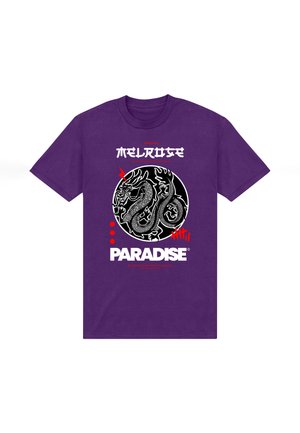 Fialové bavlněné tričko s kulatým grafickým motivem černého draka, červenými akcenty a textem „MELROSE“ a „PARADISE“ tučnými bílými písmeny.