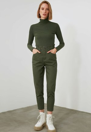 Pantalones - green