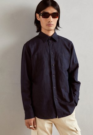 Esprit SOLID SHIRT REGULAR FIT - Button down-skjorte - navy