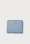 DISTINCT - Wallet - brisk blue