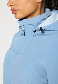 Icepeak BRENHAM - Softshelljakke - light blue