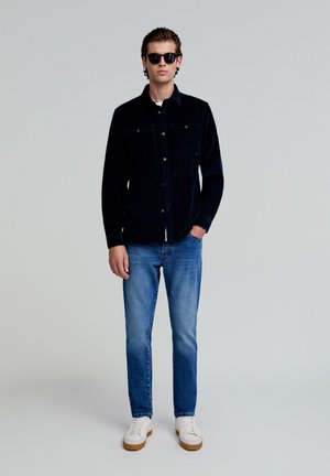Vaqueros slim fit - medium blue