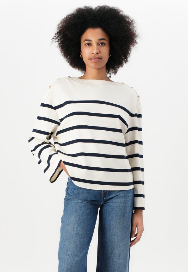 BUTTON BOAT TEE - Long sleeved top2