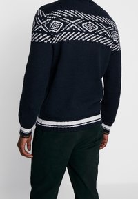 Dstrezzed Stickad tröja - dark blue