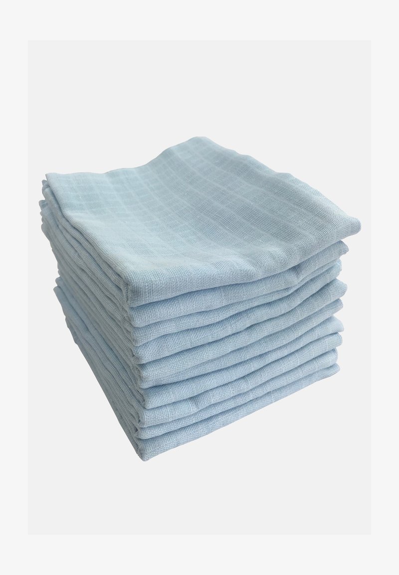 Stapel aus hellblauen Baumwollstoffen mit einem strukturierten Gittermuster, ordentlich angeordnet mit einer weichen und atmungsaktiven Oberfläche.