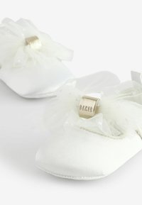 Baker by Ted Baker REGULAR FIT - Zapatos de bebé - cream