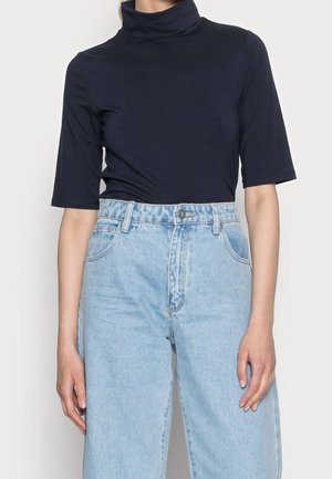 T-shirt basic