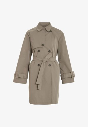 Palton bej cu talie evidențiată de o centură, închidere cu butoane duble, guler mare și mâneci răsucite cu detalii cu catarame.