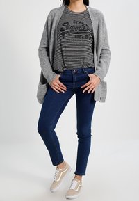 Superdry & Co Camiseta estampada - black