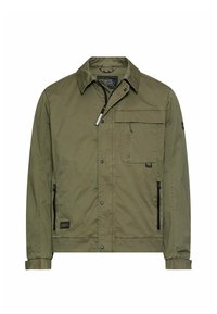 Casual jas in olijfgroen met kraag, drukknoopsluiting aan de voorkant, twee zijzakken met rits en een borstzak met klep en lusdetail.