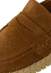 Tamaris Polobotky - cognac
