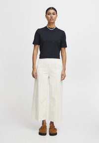 ICHI IHKATE - Pantalon classique - birch